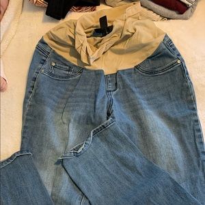 Bootcut maternity jeans